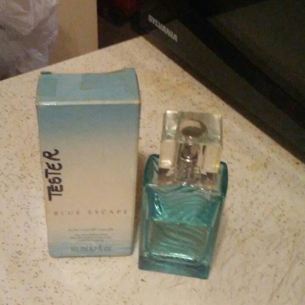 (4)Blue Escape by Avon (New & Sealed)